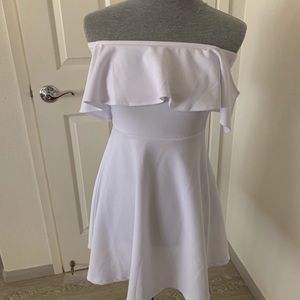 White off shoulder dress by Guess